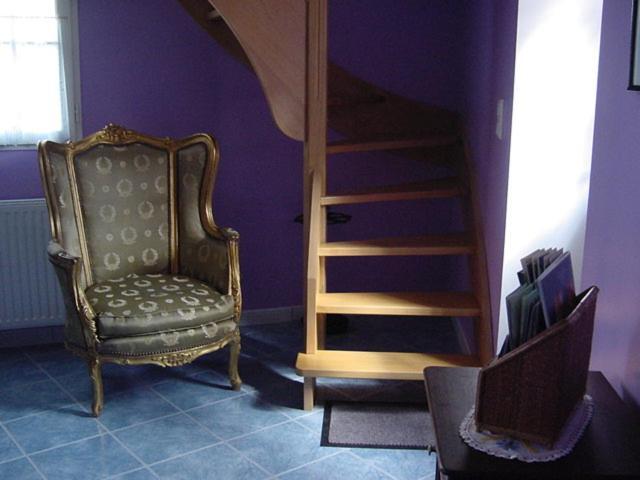 Chambres et table d'hôtes, maisonnettes individuelles dans propriété privée Vézinnes Quarto foto