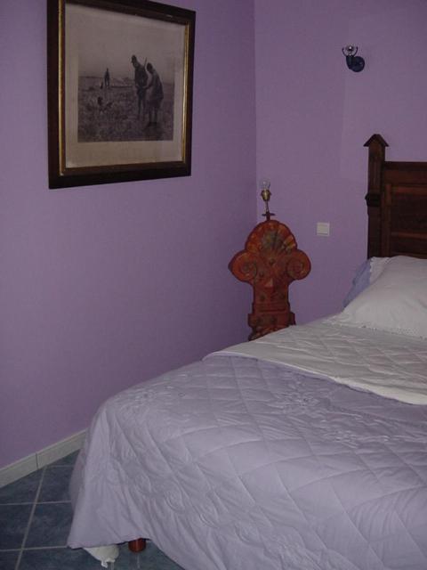 Chambres et table d'hôtes, maisonnettes individuelles dans propriété privée Vézinnes Quarto foto